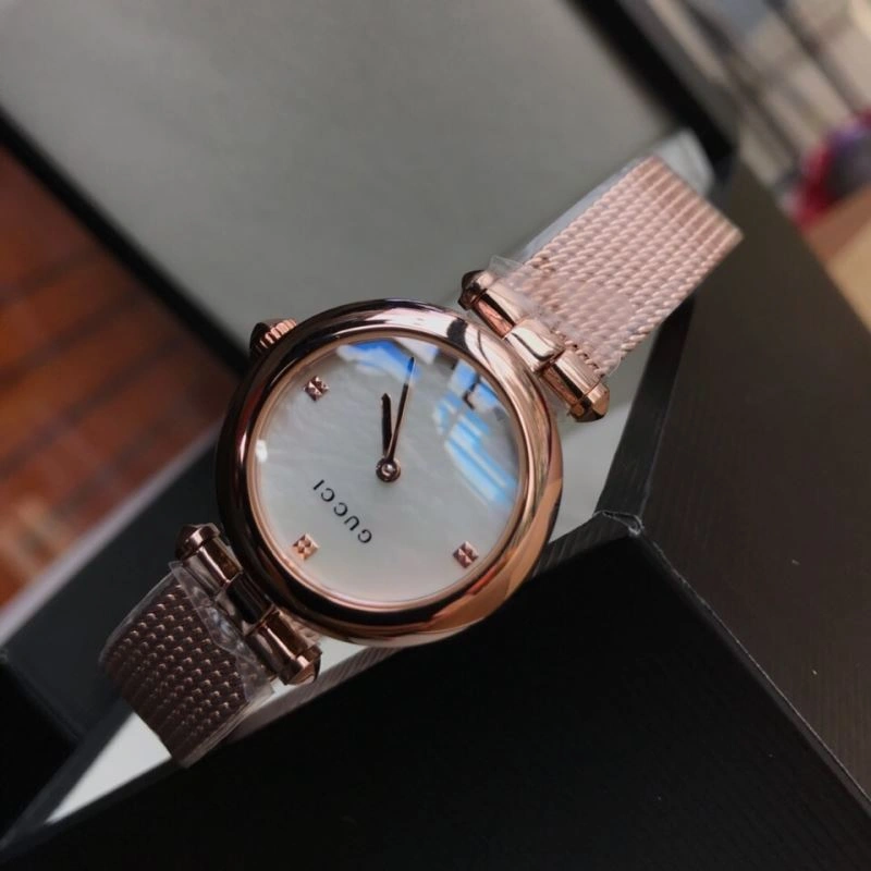 Modern GUCCI Watches 182855