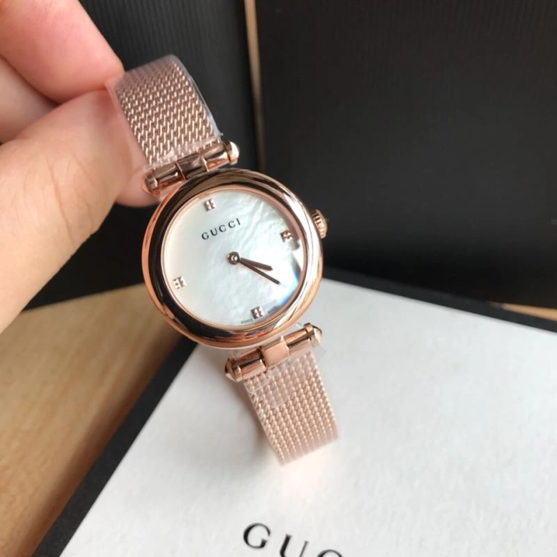 Modern GUCCI Watches 182855