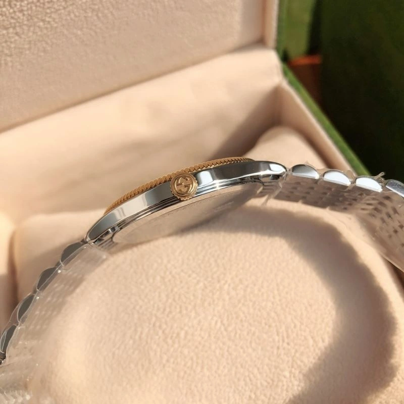 Bright GUCCI Watches 182816