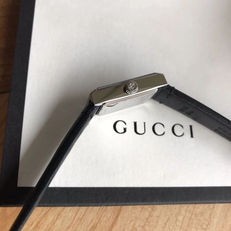 GUCCI Watches Stylish 182814