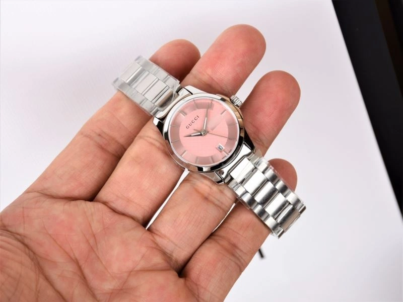 SmoothTexture GUCCI Watches 182795