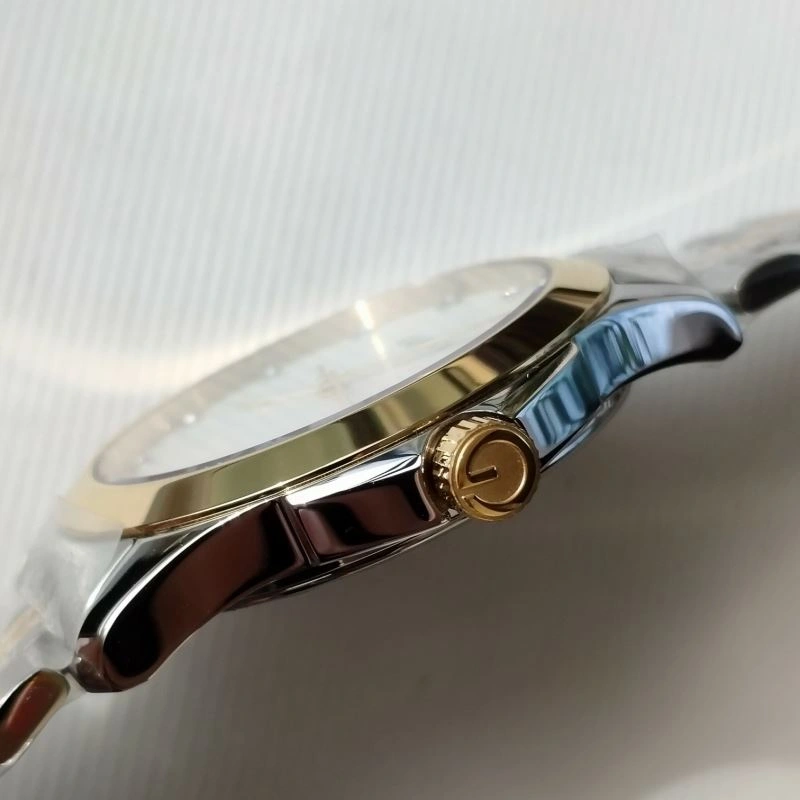 GUCCI Watches Chic 182811