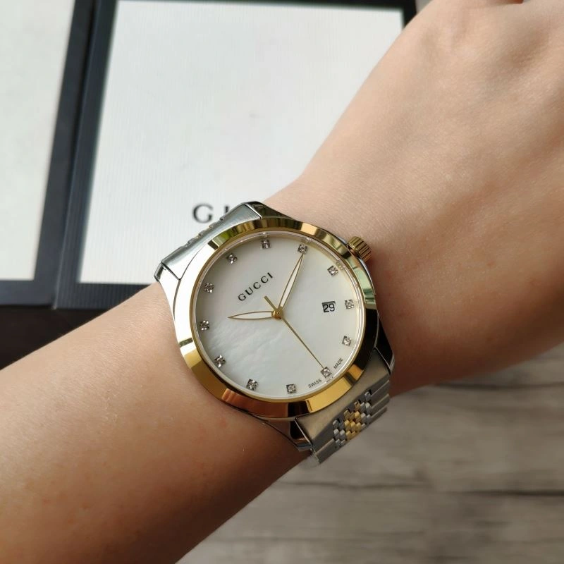 GUCCI Watches Chic 182811