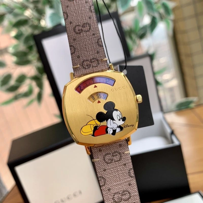 GUCCI Watches Durable 182800