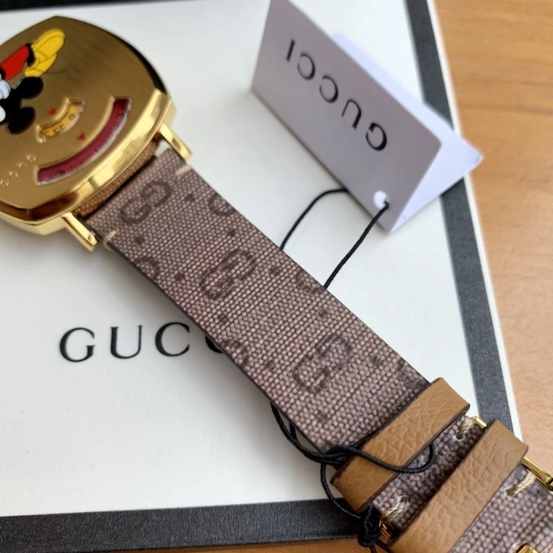 GUCCI Watches Durable 182800
