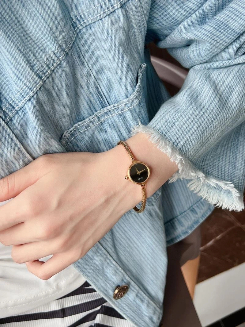 Affordable GUCCI Watches 182742