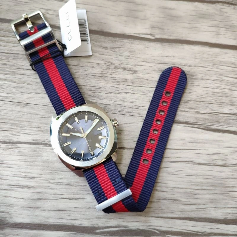 GUCCI Watches SmoothTexture 182734