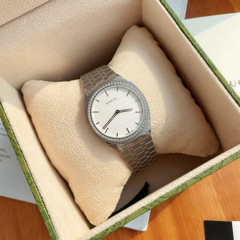 SoftTouch GUCCI Watches 182727