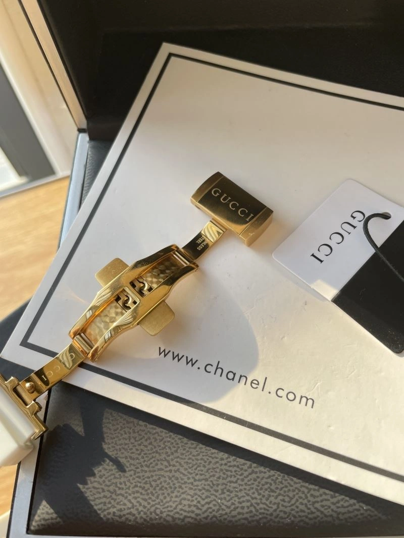 Resilient GUCCI Watches 182725