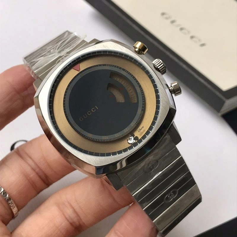 GUCCI Watches Durable 182717