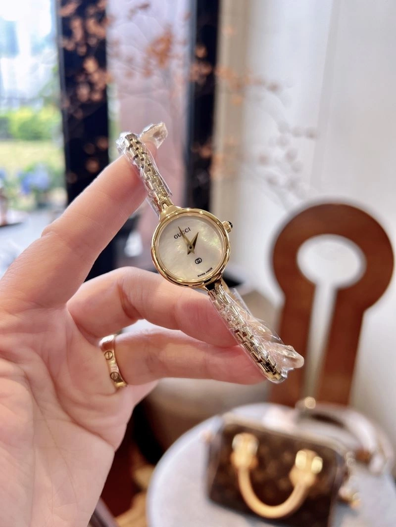 GUCCI Watches Breathable 182709
