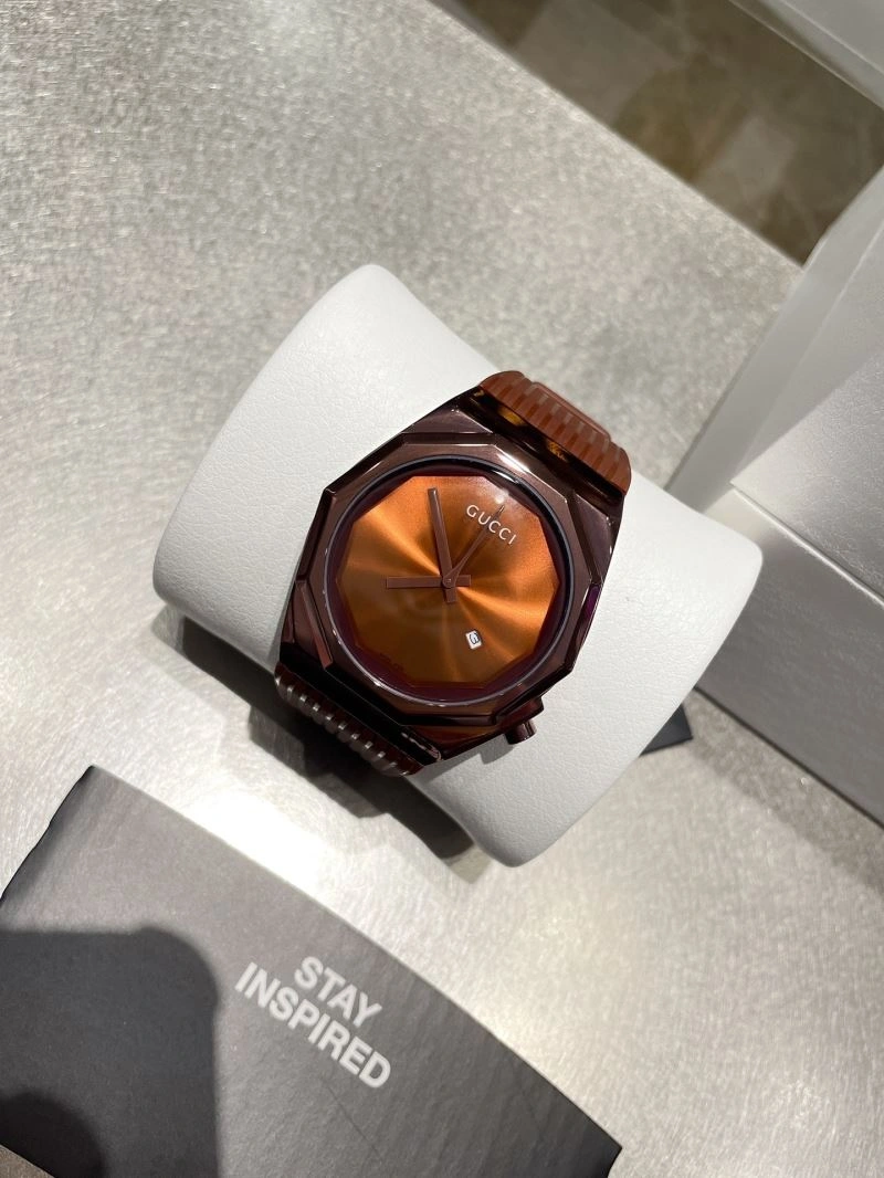 GUCCI Watches Trendsetting 182721