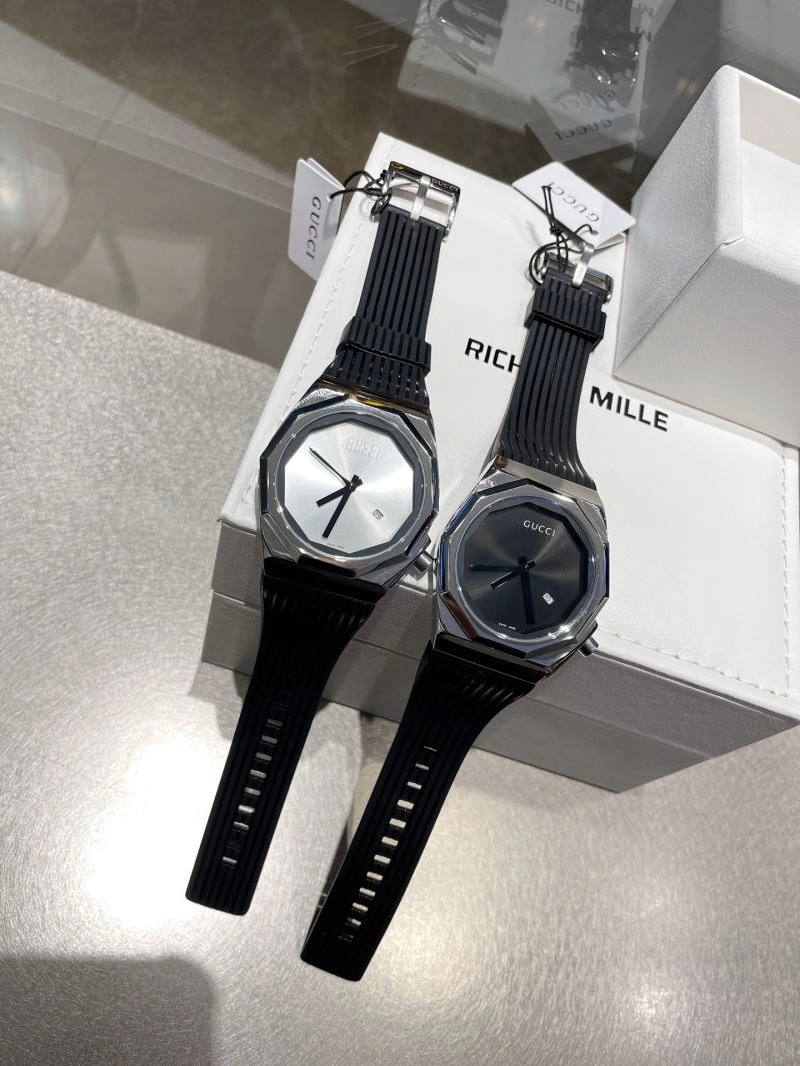 GUCCI Watches Modern 182720