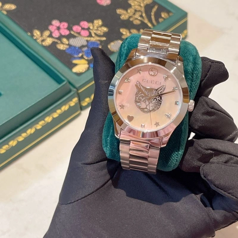 Trendsetting GUCCI Watches 182710