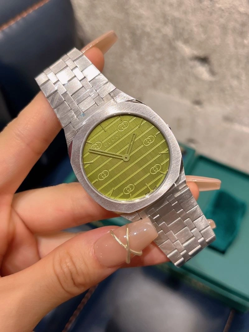 GUCCI Watches Supportive 182701