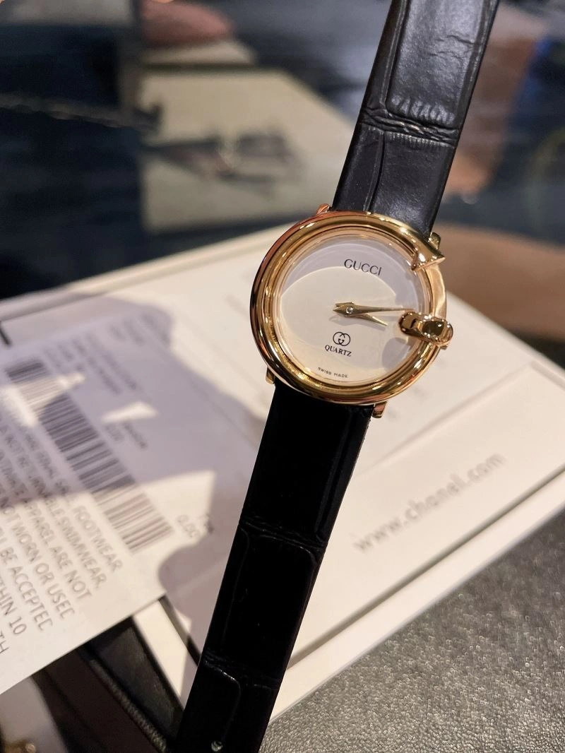 Minimalist GUCCI Watches 183070