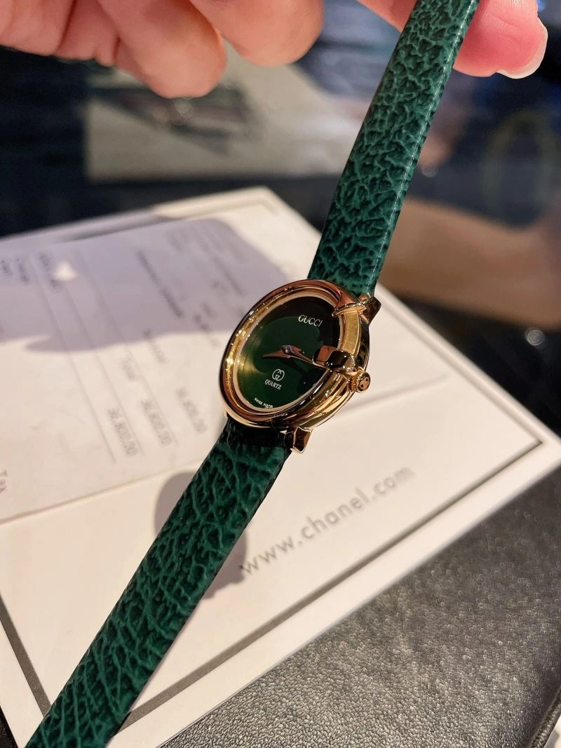 Minimalist GUCCI Watches 183070