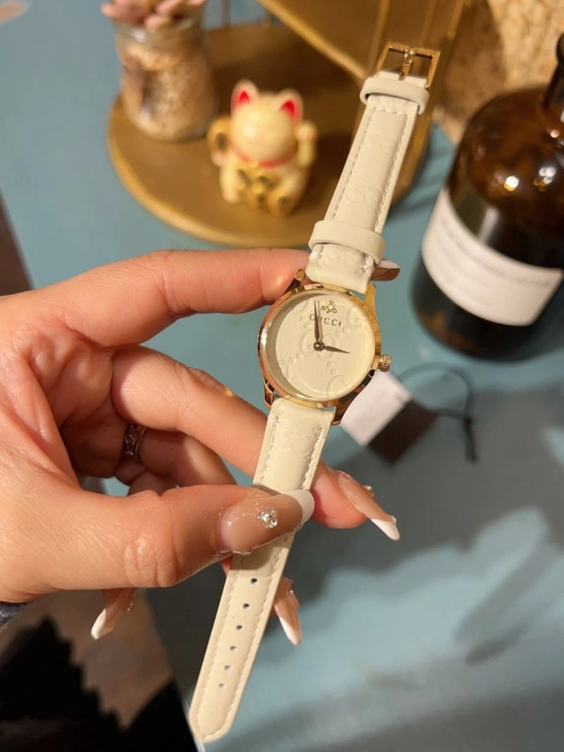 SmoothTexture GUCCI Watches 183041