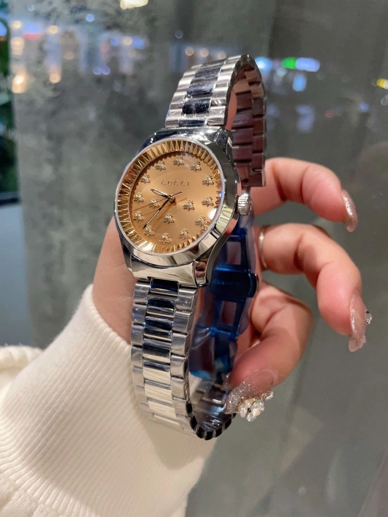 Cozy GUCCI Watches 183037