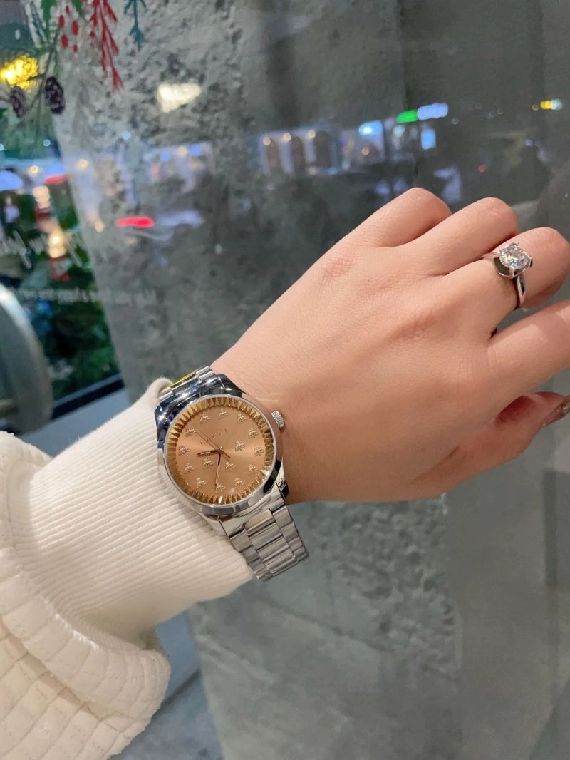 Cozy GUCCI Watches 183037