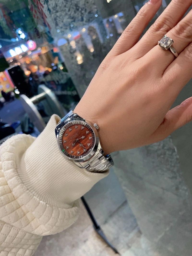 Comfortable GUCCI Watches 183036