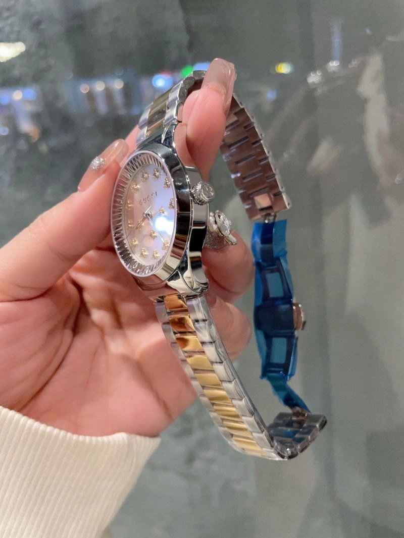 GUCCI Watches StreetReady 183035