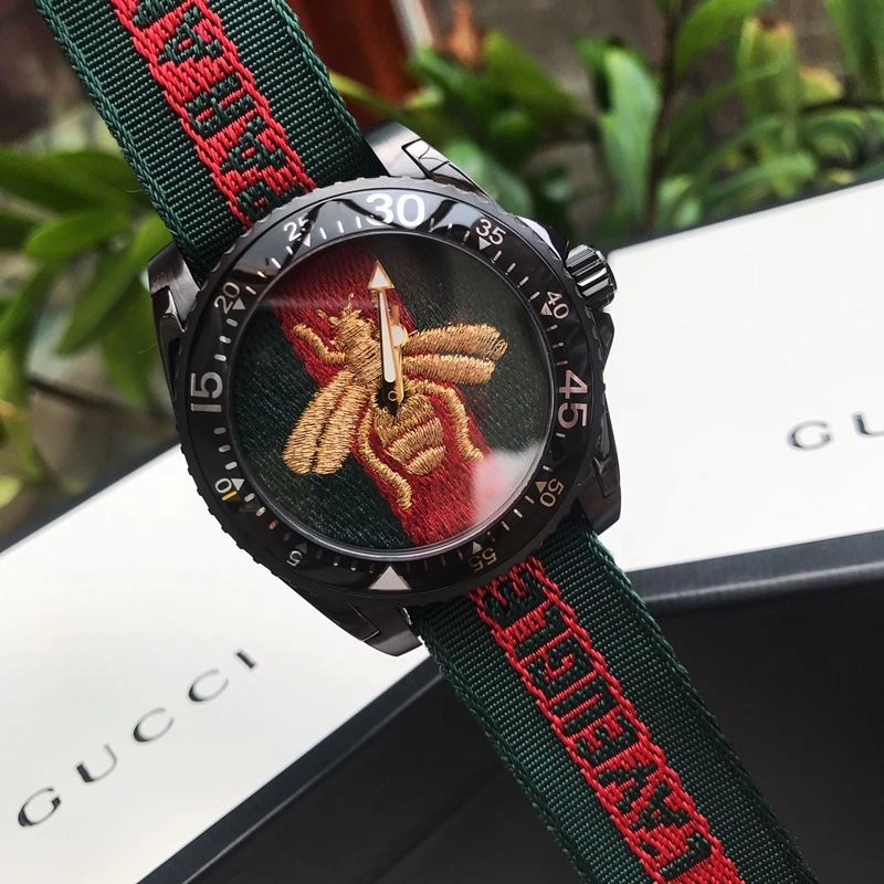 Stretchable GUCCI Watches 183026