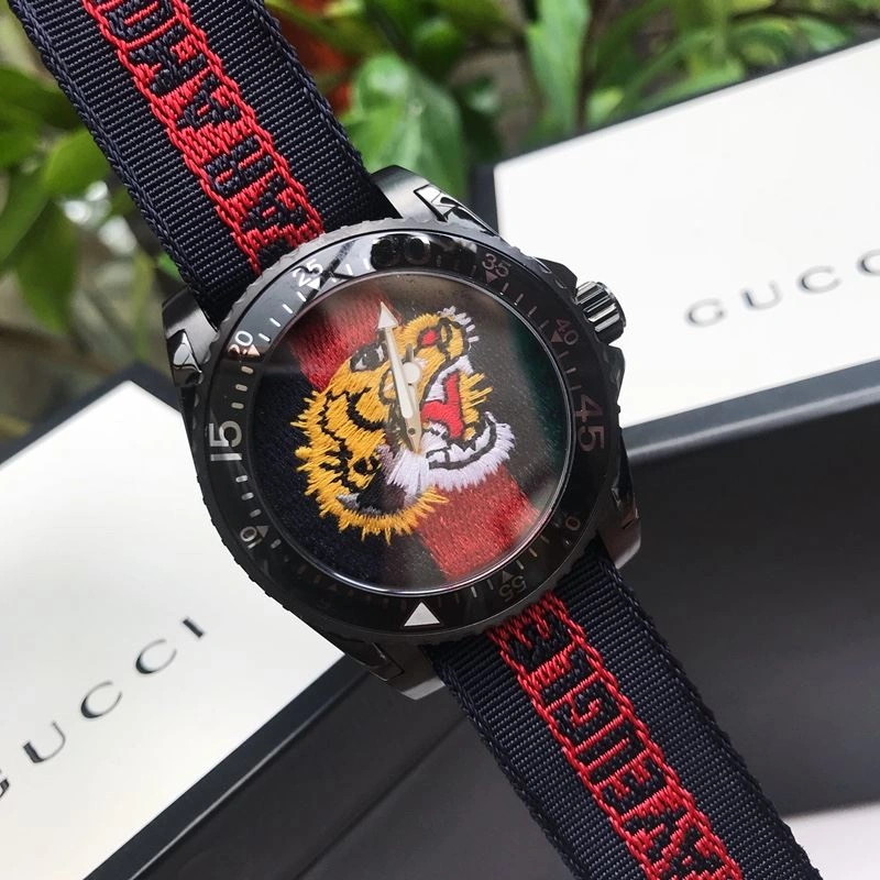 Stretchable GUCCI Watches 183026