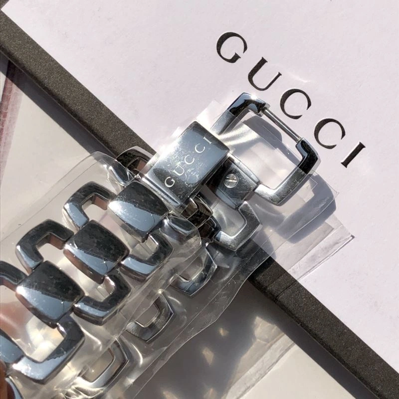 EyeCatching GUCCI Watches 183009