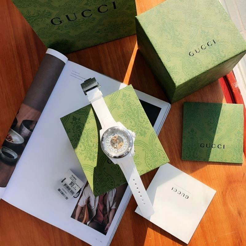 TravelReady GUCCI Watches 183010