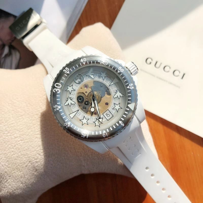 TravelReady GUCCI Watches 183010