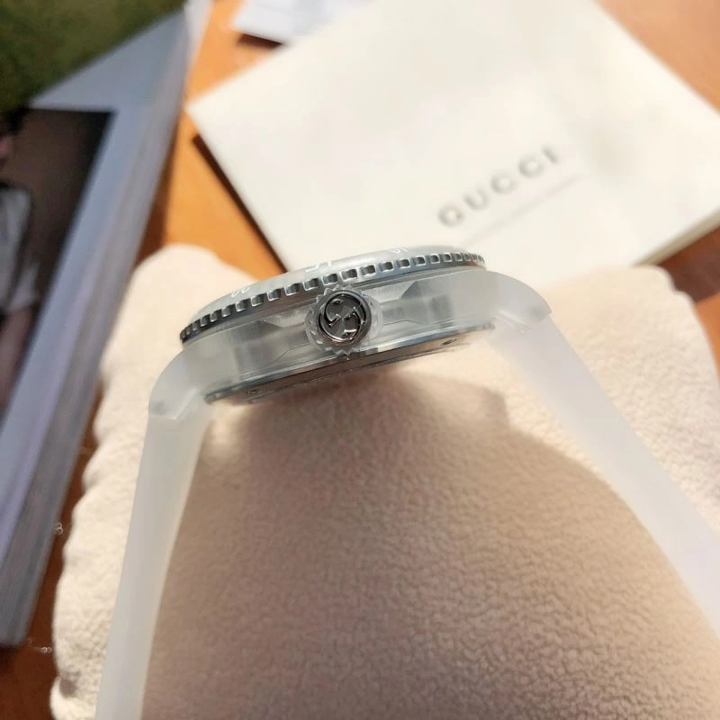 FashionForward GUCCI Watches 183012