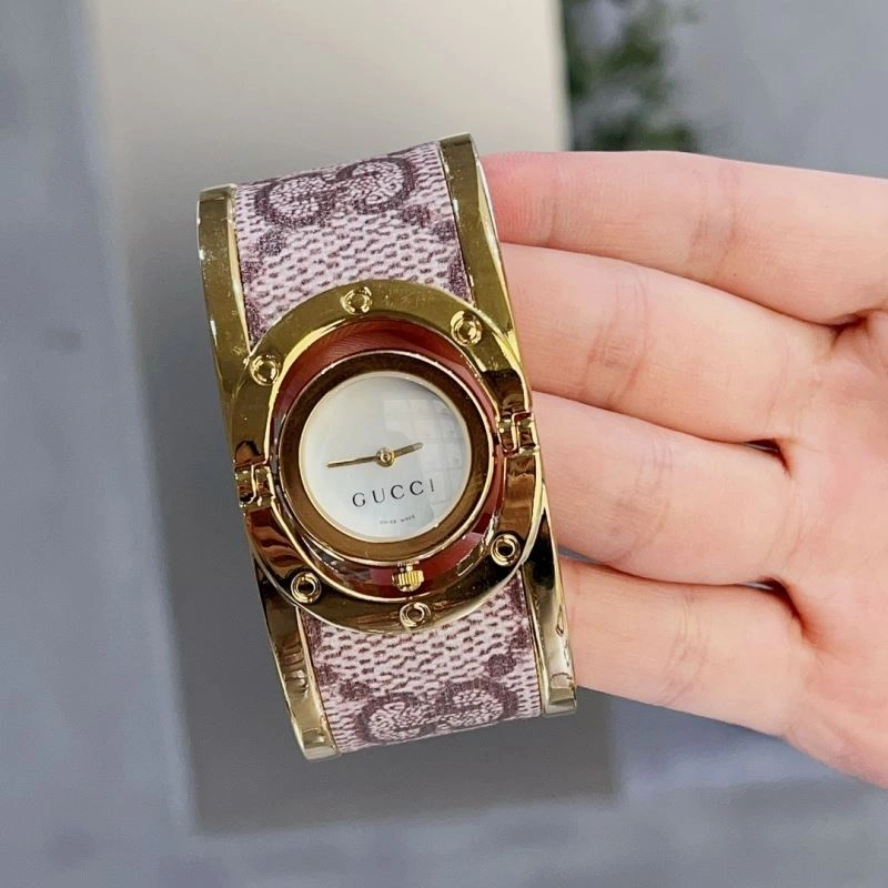 Chic GUCCI Watches 183019