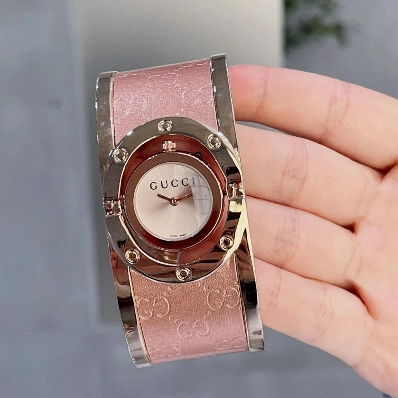 Chic GUCCI Watches 183019