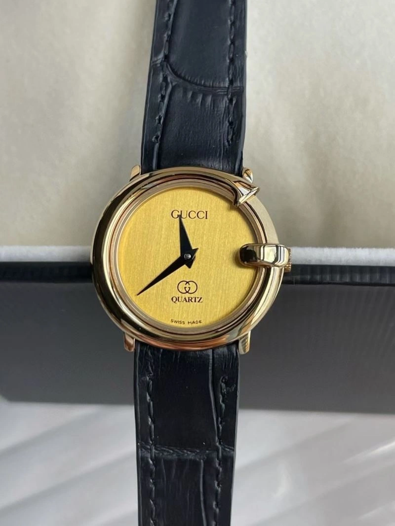 GUCCI Watches StreetReady 183003