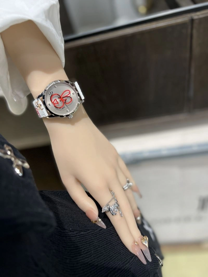 DailyWear GUCCI Watches 183001