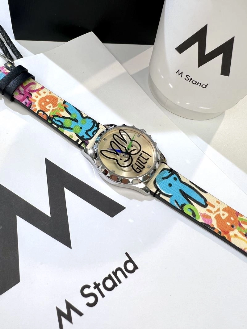 Sporty GUCCI Watches 182995