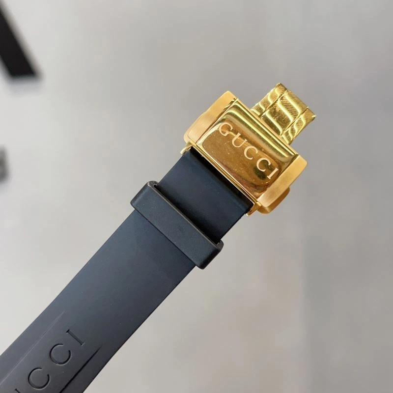 GUCCI Watches WeatherProof 182989