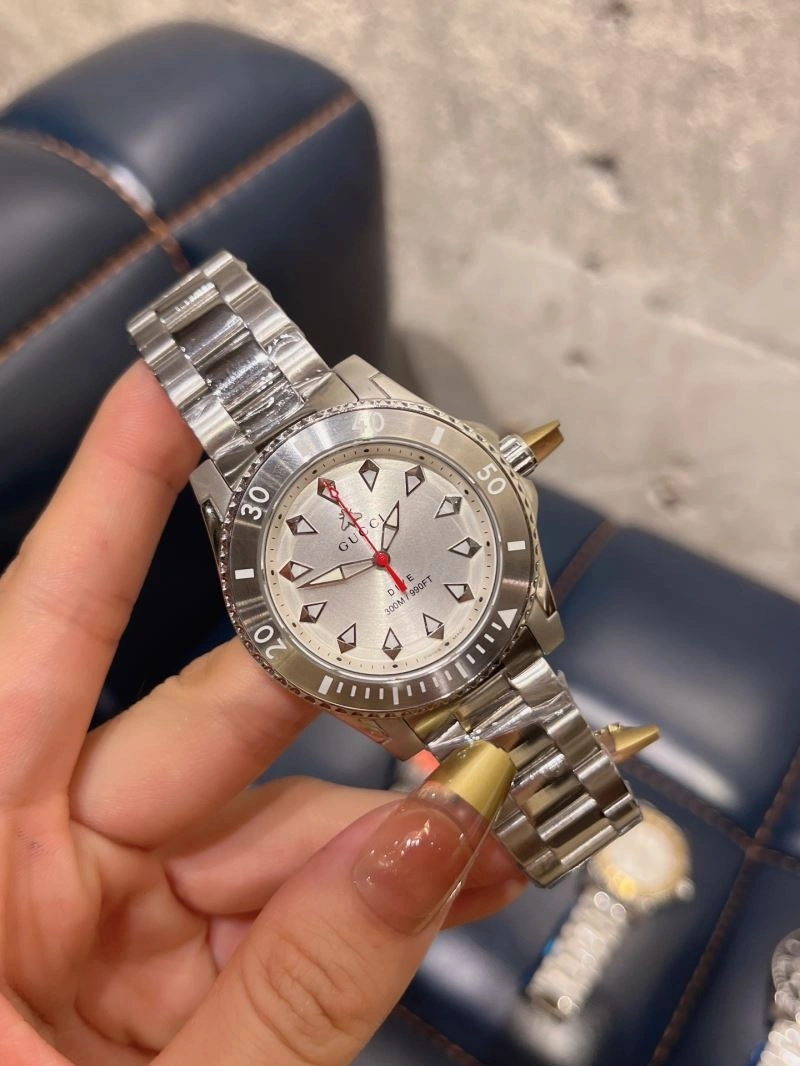 GUCCI Watches WellDesigned 182964