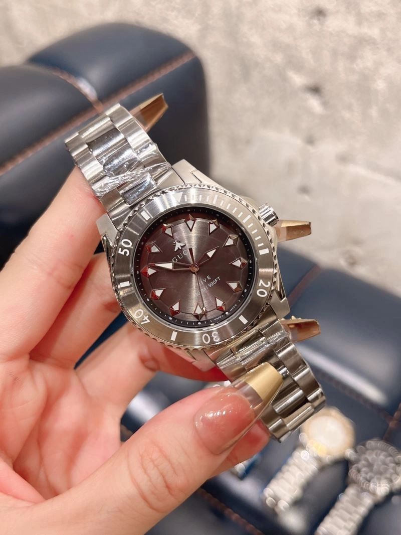 GUCCI Watches Reliable 182958