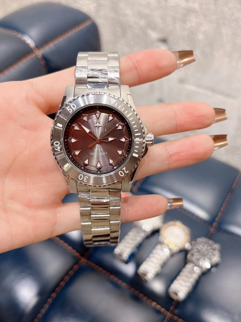 GUCCI Watches Reliable 182958