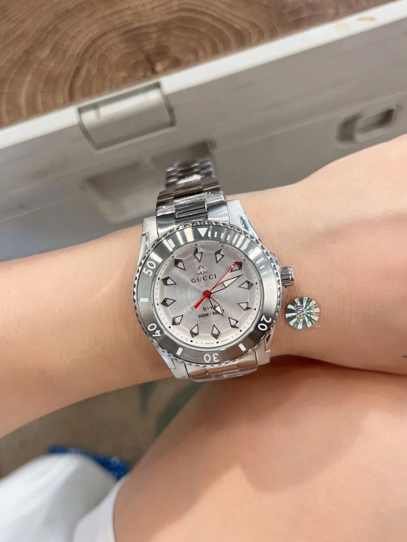 Timeless GUCCI Watches 182978