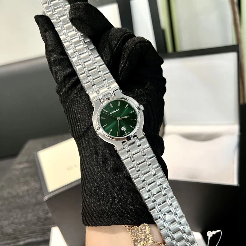 Contemporary GUCCI Watches 182984
