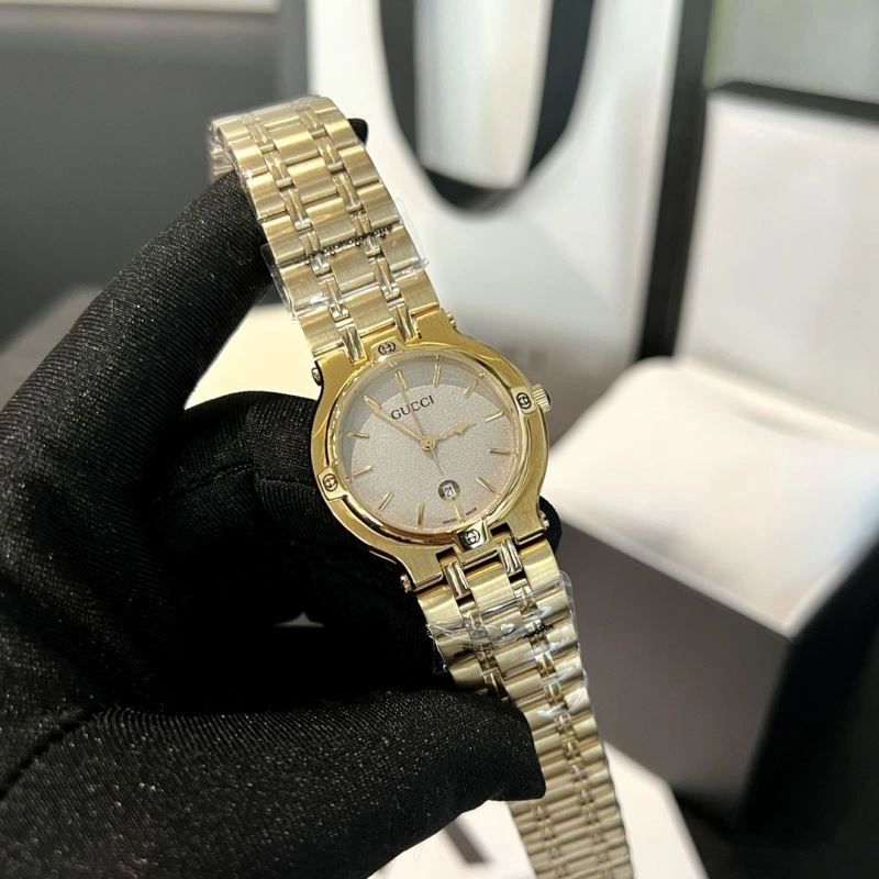 GUCCI Watches EyeCatching 182979