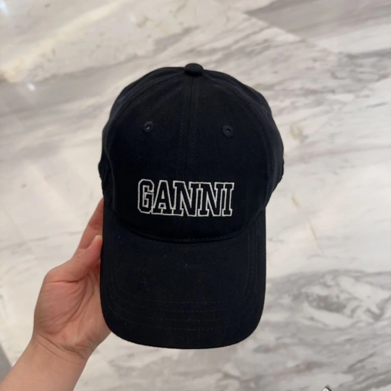 Sleek Ganni Caps 258906