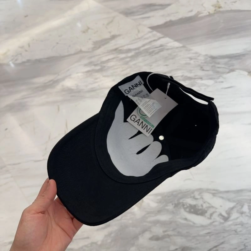 Sleek Ganni Caps 258906