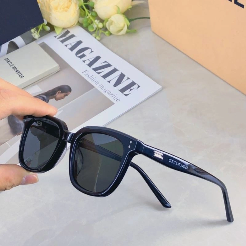 Gentle Monster Sunglasses Compact 279371
