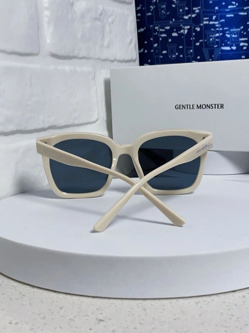 Durable Gentle Monster Sunglasses 279384