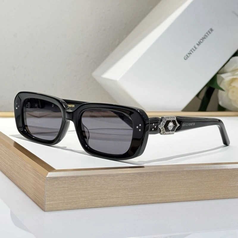 Gentle Monster Sunglasses Practical 279436