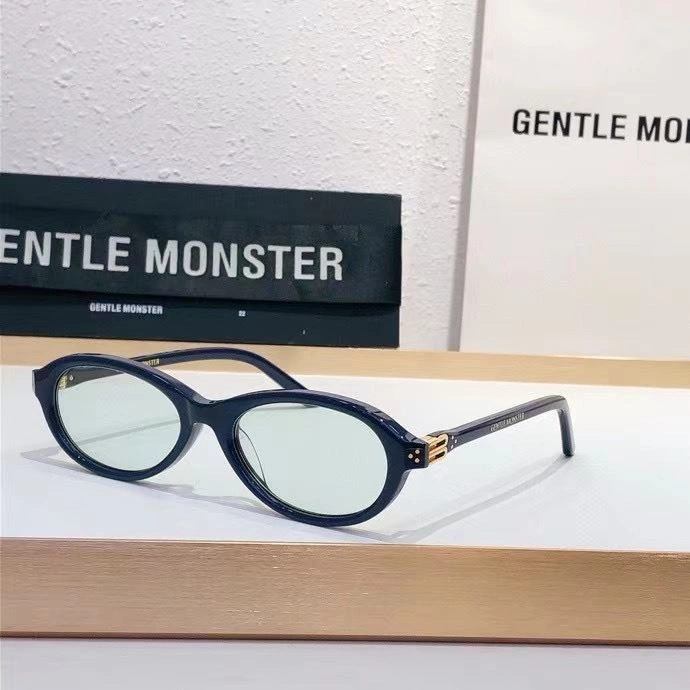 Soft Gentle Monster Sunglasses 279401